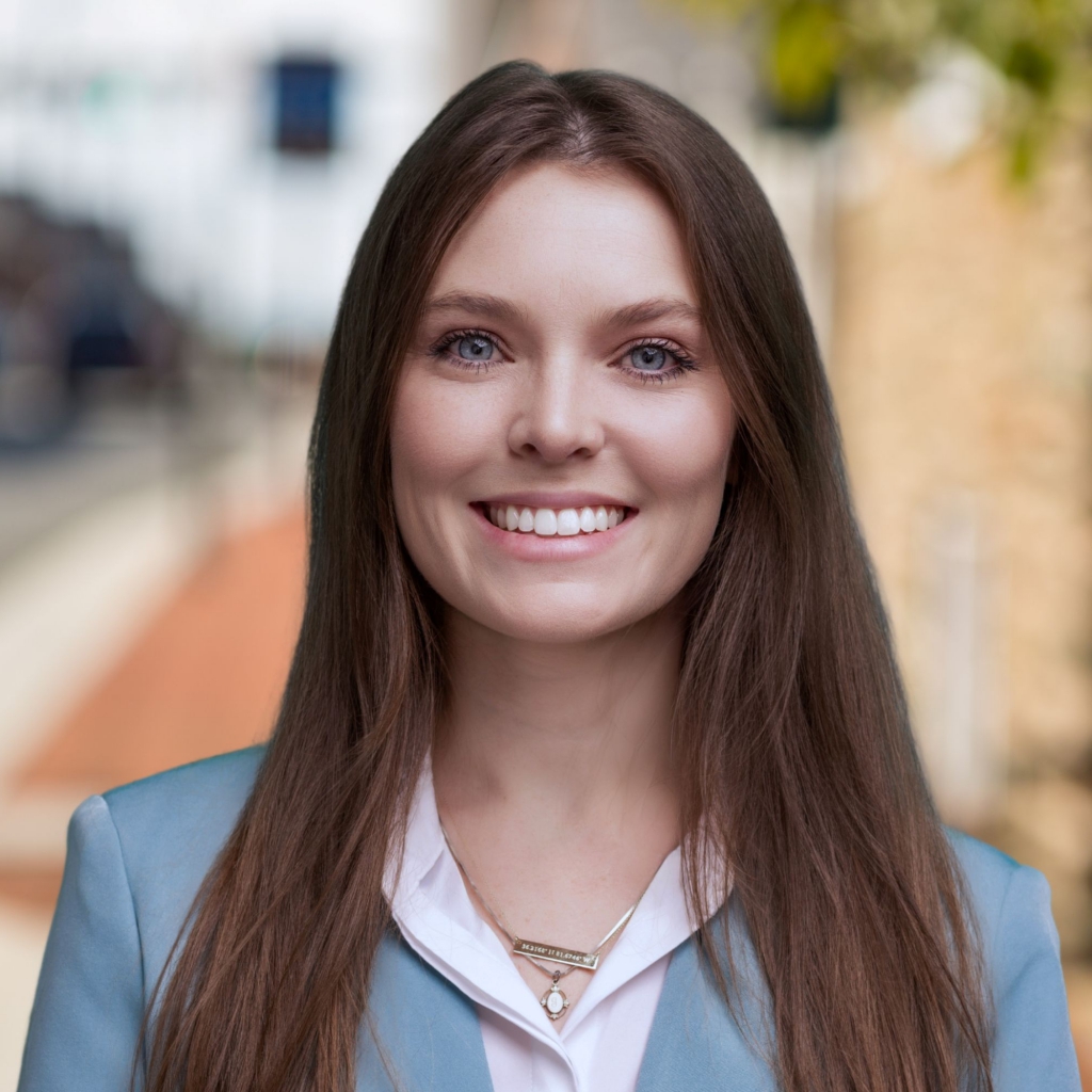Tara Gardin REAL ESTATE - Business Photo