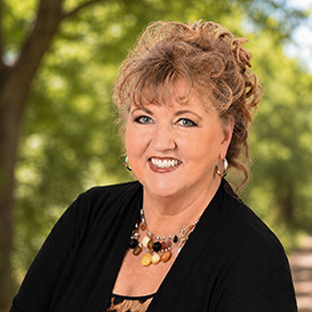 Karen Usiak, Realtor | Century 21 Redwood | Fredericksburg VA