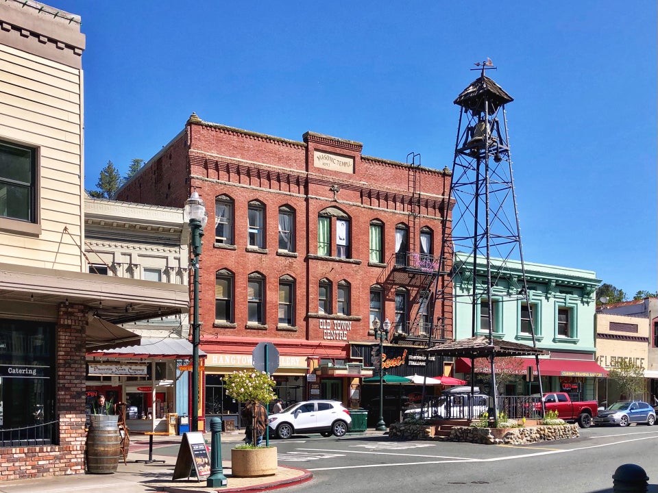 Debra Miller, Broker Associate, Branch Leader, Century 21 Select Real